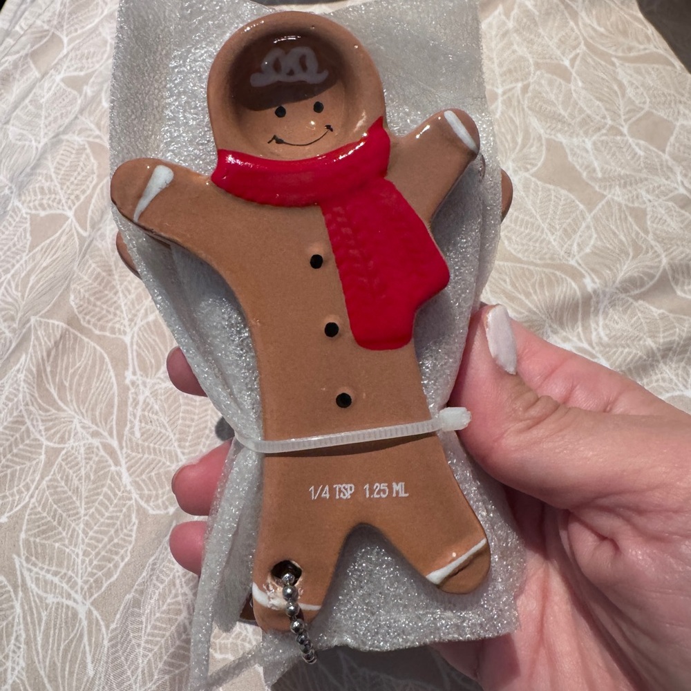 (Set 2) Gingerbread & Christmas Tree Cookie Ceramic Measuring Spoons